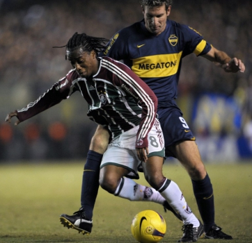 O volante Arouca sempre usou o cabelo no estilo dreadlock