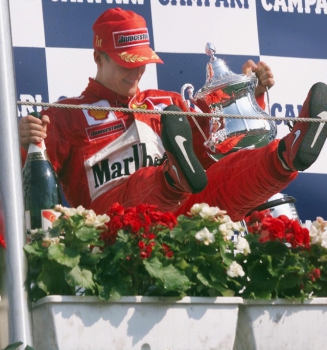 Veja imagens da carreira de Michael Schumacher