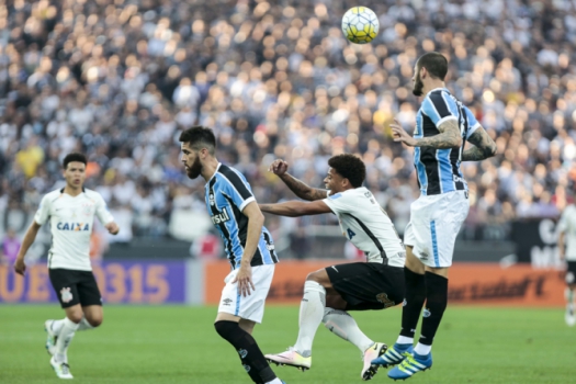 André é vaiado na Arena Corinthians, mas releva: 'Torcedor é emoção'