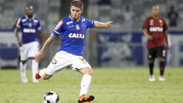 Federico Gino durante jogo pelo Cruzeiro (Foto: Washington Alves/Light Press)