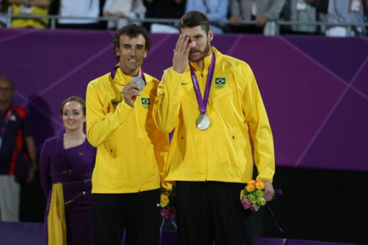 Olimpíadas 2012 - Londres - Volei de Praia, Disputa na Medalha de Ouro, jogo entre Alison e Emanuel x Brink e Reckermann.