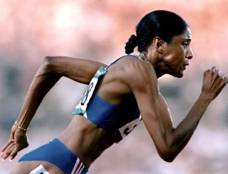 Olímpiadas 1996 - Atlanta - Marie-Jose Perec da França corre nas meias-finais da rodada dos 400m.