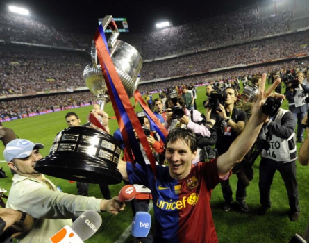 2009 - Conquista o título espanhol abrindo caminho para a Tríplice Coroa