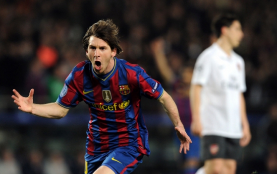 6/4/2010 - Messi marca pela primeira vez quatro gols em um jogo, na goleada de 4 a 1 sobre o Arsenla pelas quartas de final da Champions League