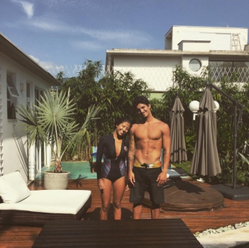 Gabriel Medina e Tayna - Reprodução