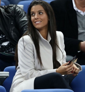 Ludivine - Mulher do Sagna, da França