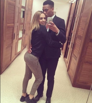 Samantha - Mulher do Anthony Martial, da França