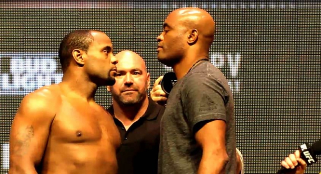 Anderson Silva encara Daniel Cormier antes do UFC 200