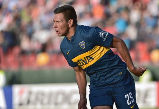 Na última hora, o São Paulo trouxe o atacante argentino Andrés Chávez do Boca Jrs.