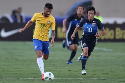 Felipe Anderson, em amistoso contra o Japão
