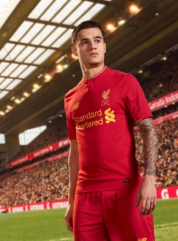 Camisa titular do Liverpool