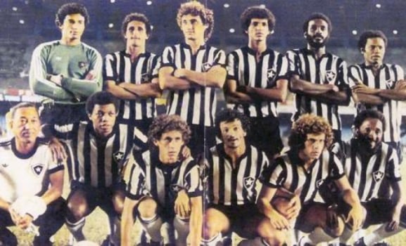 112 anos - Botafogo - Série invicta - 1979 (Foto: Reprodução / Manchete Esportiva)