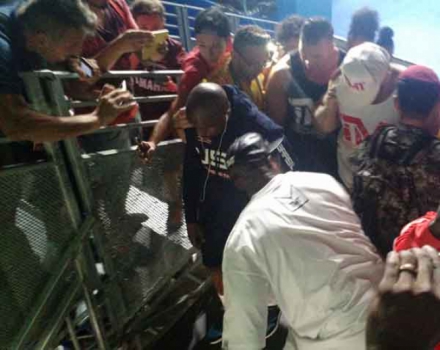 Floyd Mayweather prestigia lutas de boxe na Rio-2016
