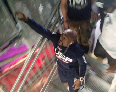 Floyd Mayweather prestigia lutas de boxe na Rio-2016