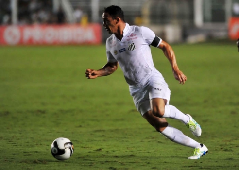 Ricardo Oliveira tem média de 0,87 gols por jogo após a lesão no joelho (Foto: Ivan Storti/Lancepress!)