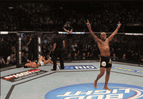 Anderson Silva comemora vitória no UFC Rio