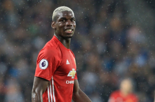 Após longa novela, o francês Pogba acertou sua volta ao Manchester United