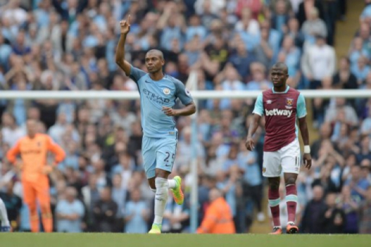 Fernandinho - Manchester City x West Ham