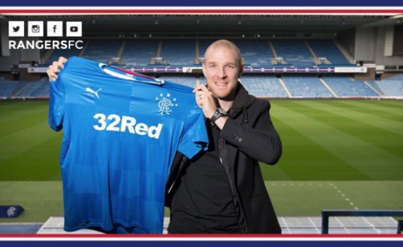 Senderos - Glasgow Rangers