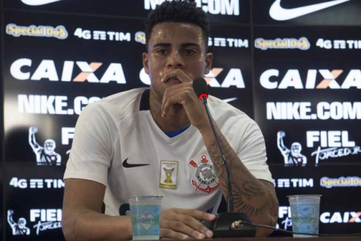 Gustavo já superou até prisão do pai e era observado pelo Timão há anos