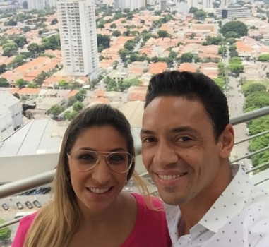 Ricardo Oliveira e sua esposa Debora