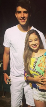 Gustavo Henrique e a namorada Leticia