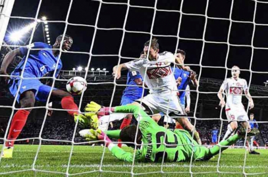 Em jogo muito disputado, a França empatou sem gols com a Bielo-Rússia
