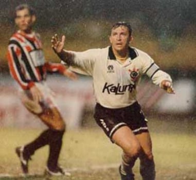 Na véspera do Majestoso, ídolos darão clínica de futebol em São Paulo