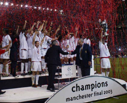 2003: Milan vence Juventus nos pênaltis após sonolento 0 a 0
