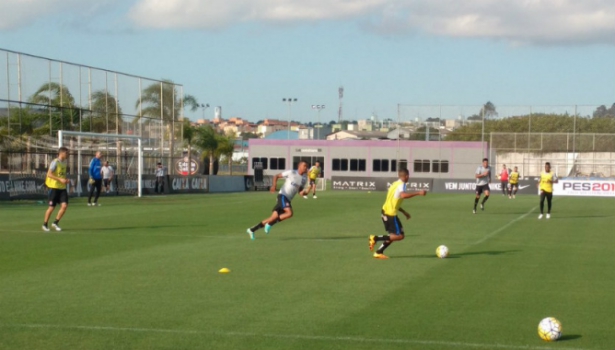 Cássio dá susto, mas Timão sai 'ileso' e pode ter até novidade no domingo
