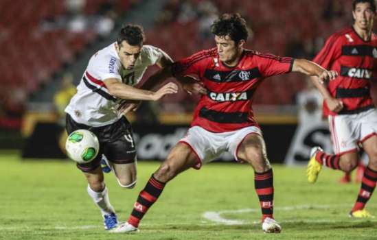 Zagueiro Marcos González defendeu o Flamengo. Chileno hoje joga no mexicano Necaxa