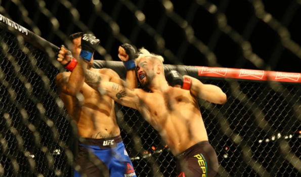 Eric Spicely x Thiago Santos - UFC Brasília