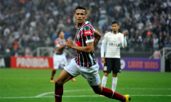 Corinthians x Fluminense - Cícero