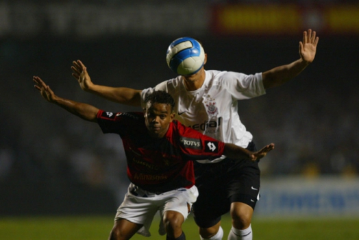 2008 - Carlinhos Bala brilhou pelo Sport na primeira conquista do futebol nordestino