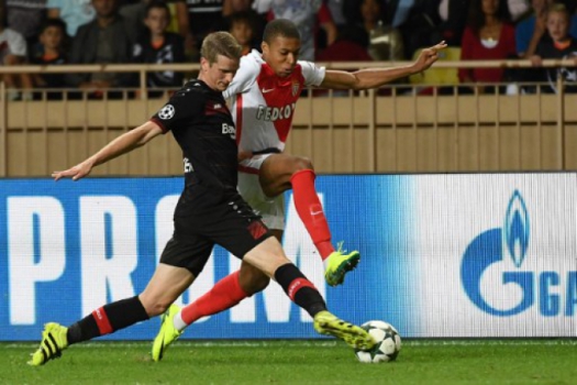 Fabinho e Bender - Monaco x Bayer Leverkusen