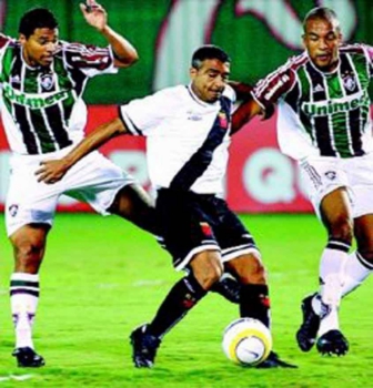04/08/2005 - Fluminense 3x2 Vasco - Raulino de Oliveira