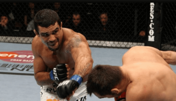 Belfort soma 18 nocautes em 25 vitórias - Ele é o recordista de nocautes no UFC