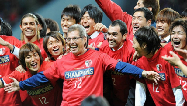 Oswaldo encontrará no Corinthians velhos conhecidos e sonho antigo