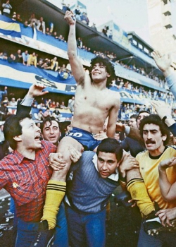 Sua passagem ficou marcado pelo título do Campeonato Argentino de 1981