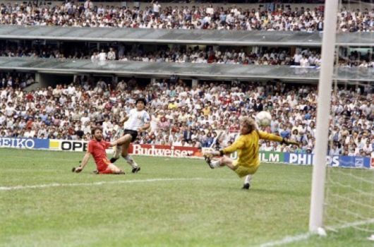 E fez mais dois na semifinal contra a Bélgica