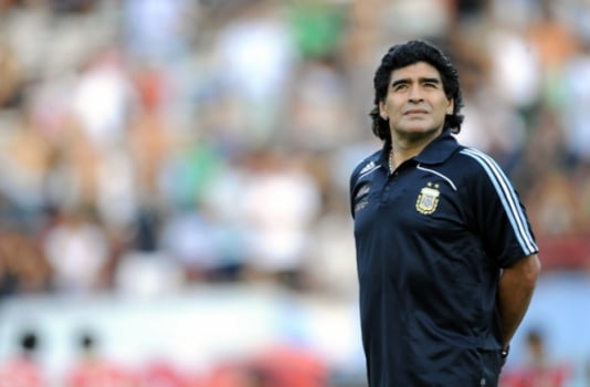 Em 2008, foi recrutado para ser o técnico da seleção argentina