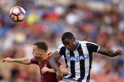 Roma perdeu Vermaelen por causa de uma pubalgia. Volta indefinida