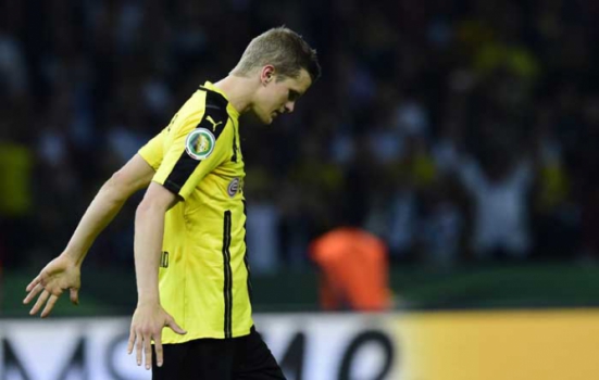 Sven Bender, com problemas de medula, volta ainda neste mês ao Borussia