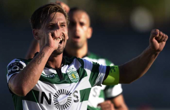 Adrien Silva, quase livre de lesão no joelho, volta ainda este mês ao Sporting