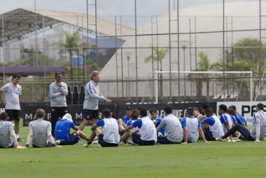 Timão confirma atraso de parte dos salários e promete acerto em breve