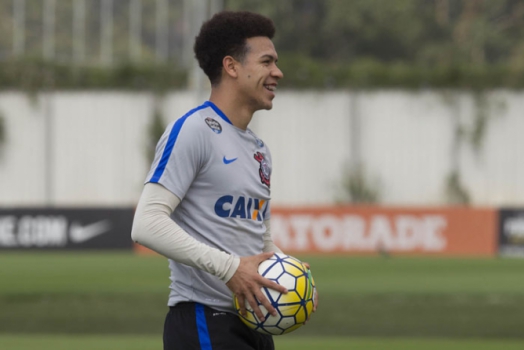 Santos oferece Alison ao Timão por empréstimo de Marquinhos Gabriel
