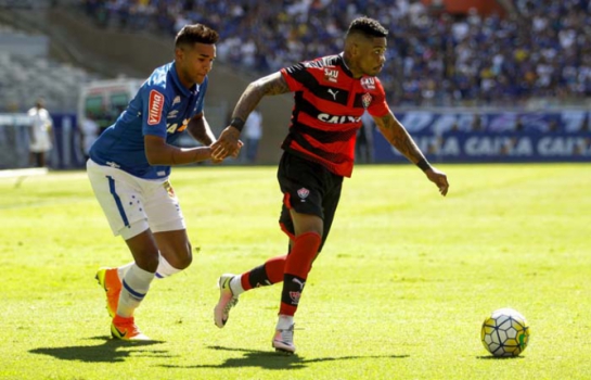 Atacante Marinho, do Vitória