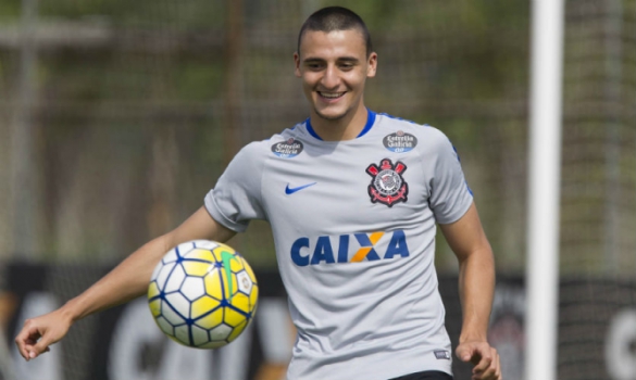 Além de Fagner, Tite 'convoca' outros seis jovens jogadores do Corinthians
