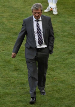 Roy Hodgson é mais um que está parado. Ele foi dispensado da Inglaterra após a eliminação na Euro