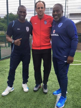 Rogério Ceni - Na Federação Inglesa, com os treinadores Corey Donoghue e Anthony Ferguson.